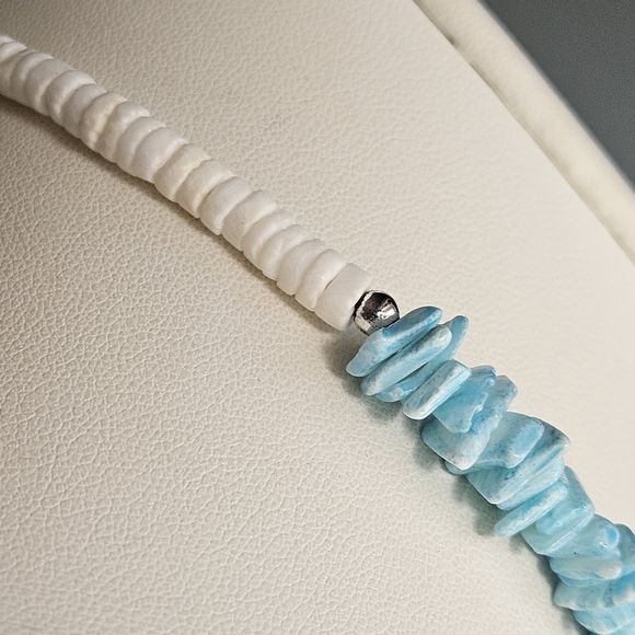 Blue Puka Shell Collar Necklace Vintage Hawaiian Tropical Beach Beaded Handmade - Picture 5 of 11